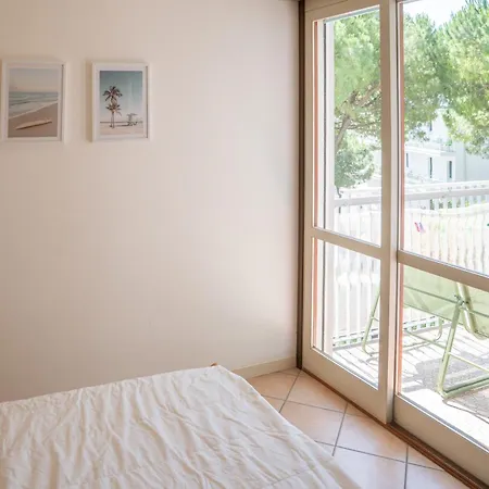 公寓 Fronte Mare Con Piscina Mv23 利尼亚诺萨比亚多罗